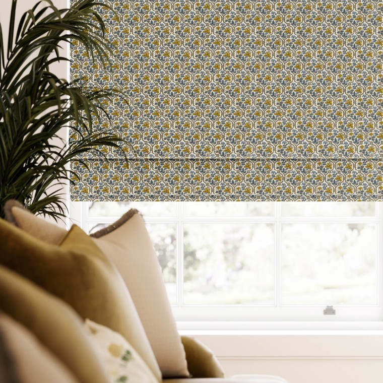 Gisele Gold Roman Blind