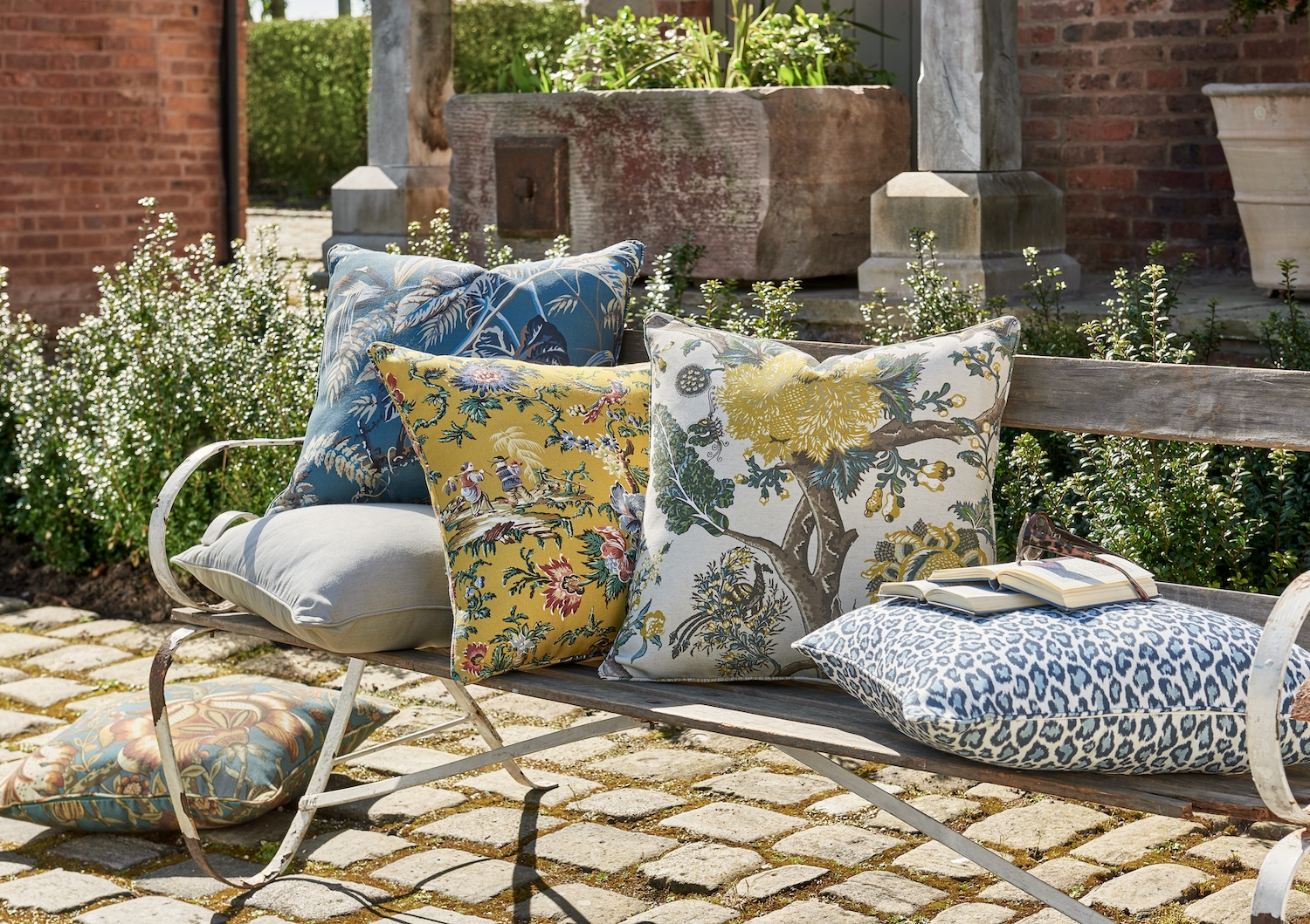 Outdoor Fabric & Cushions