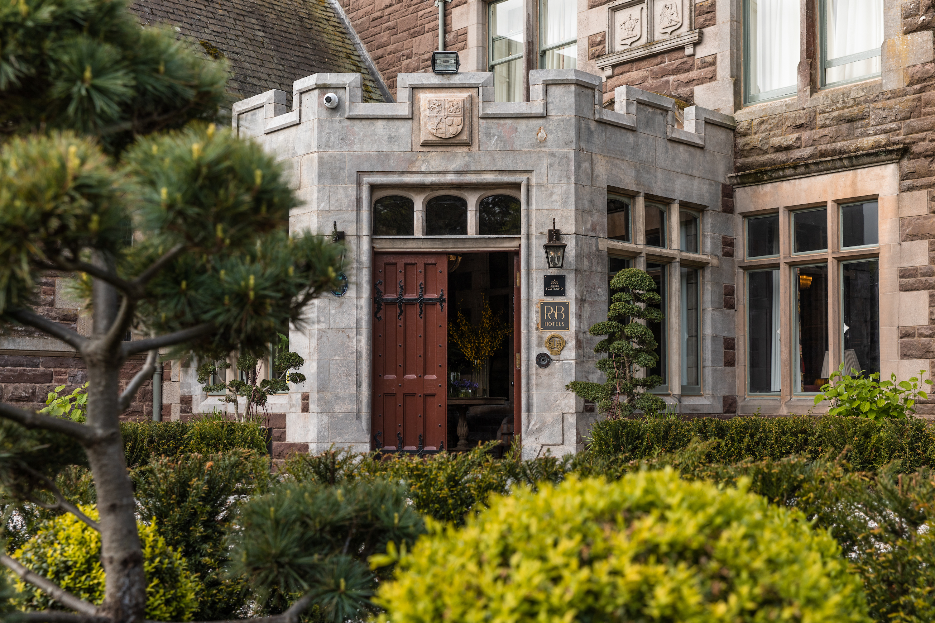 Cromlix Hotel x Warner House